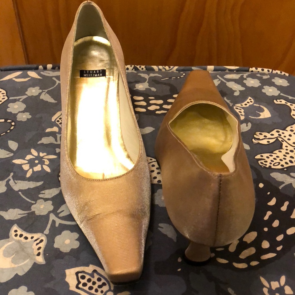 Vintage Stuart Weitzman gold heels